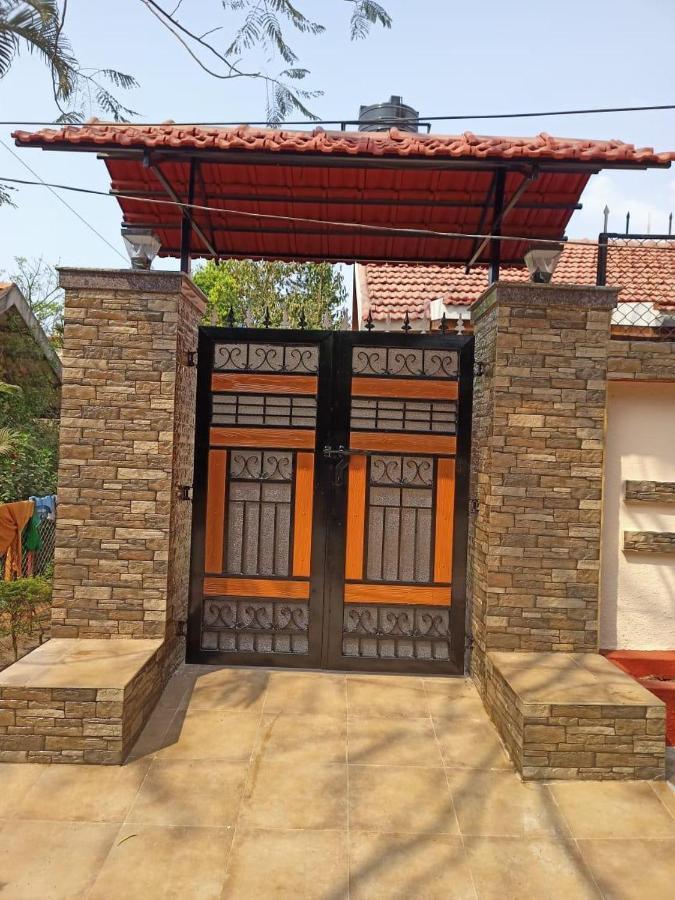 Singh Cottage Lonavala Ngoại thất bức ảnh